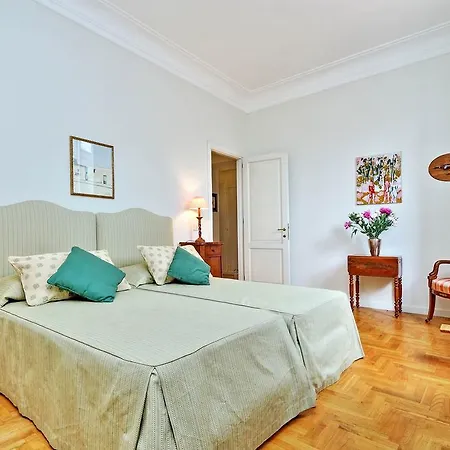 Al Corso 4 3* Рим